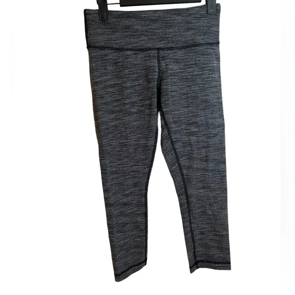 LULULEMON WUNDER UNDER CROP GRAY PIQUE LEGGINGS